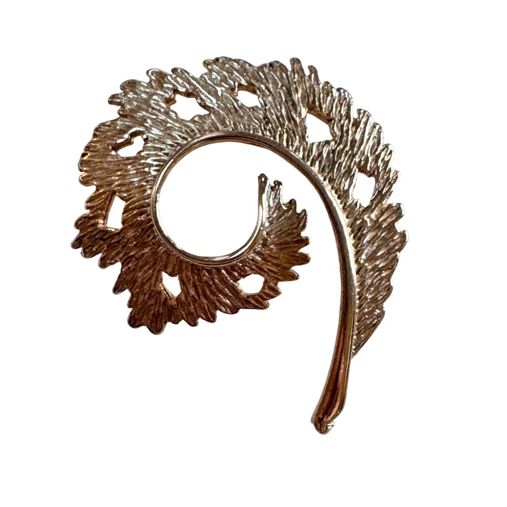 Vintage Paisley Brooch Monet Gold Tone Classic Quiet Luxury Office Siren Classic